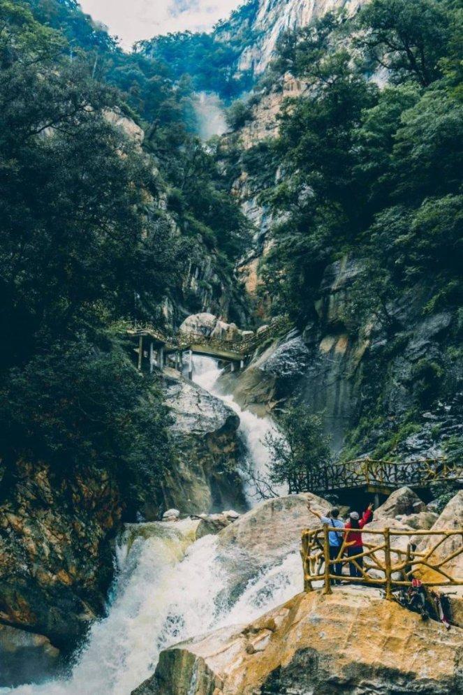 解决问题,尽在在一个糟糕的高中上学是一种什么样的体验?